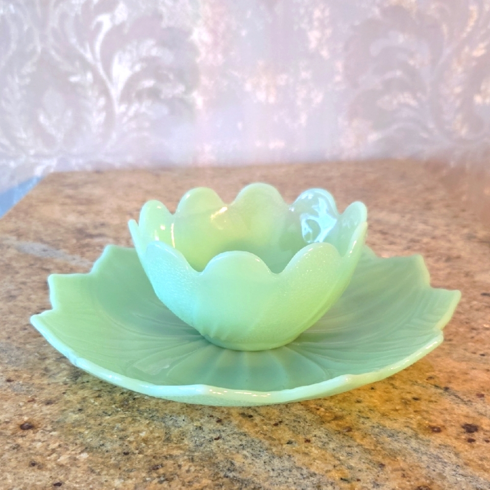 Vintage Jadeite Lotus Flower Bowl and Plate Set